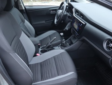 Toyota Auris II Touring Sports Facelifting 1.6 Valvematic 132KM 2015 Toyota Auris 1.6 Valvematic, Salon Polska, zdjęcie 8