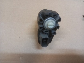 MOTOREK REGULACE SVĚTLA SVĚTLOMET SUZUKI SWIFT MK7