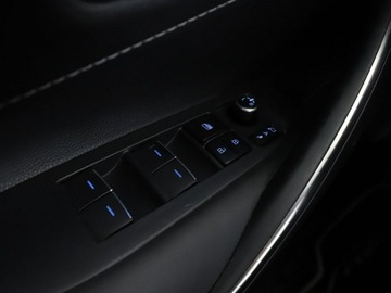 Toyota Corolla XII Hatchback 1.8 Hybrid 122KM 2019 Toyota Corolla Design navi kamera LED ACC grzane, zdjęcie 32