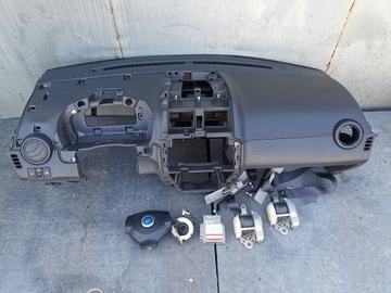 FIAT SEDICI 06-12 KOKPIT KONZOLA DESKA AIR NÁDRŽ AIRBAG SENSOR ULOŽENÍ PÁSY