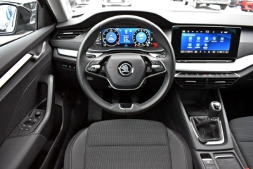 Skoda Octavia IV Liftback 1.5 TSI EVO 150KM 2024 Škoda Octavia Skoda Octavia Bezwypadkowy / Salon, zdjęcie 12