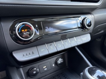 Hyundai Kona I Crossover Facelifting 1.6 T-GDI 198KM 2021 Hyundai Kona PREMIUM 4WD Kamery 360 Wentylacja Tempomat ACC Led Head, zdjęcie 20
