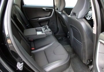 Volvo XC60 I SUV Facelifting 2.0 D4 DRIVE-E 190KM 2015 Volvo XC 60 2.0D 190KM D4 POLIFT Drive-e Salon PL po wym rozrzadu el. klap, zdjęcie 15