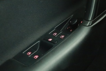 Volkswagen Passat B7 Variant 2.0 TDI CR DPF BlueMotion 140KM 2011 VW Passat 2.0 TDI, Navi, Klima, Klimatronic, zdjęcie 16