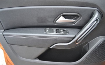 Dacia Duster II SUV  1.3 TCe 130KM 2019 Dacia Duster Bezwypadkowe - Bogate Wyposazenie - Oplacone 1.3 Benzyna, zdjęcie 20