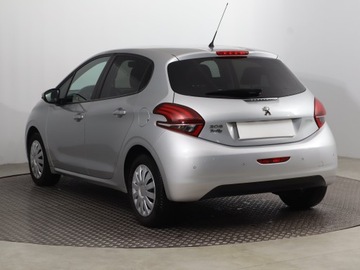 Peugeot 208 I Hatchback 5d Facelifting 1.2 PureTech 82KM 2015 Peugeot 208 1.2 PureTech, Klima, Tempomat, zdjęcie 3