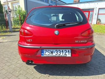 Alfa Romeo 147 Hatchback 1.6 i 16V T.Spark 120KM 2002 Alfa Romeo 147, zdjęcie 6