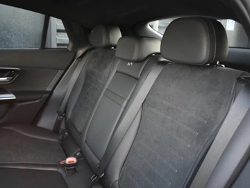 Mercedes GLC C254/X254 2025 GLC Coupe 200 d 4-Matic AMG Line 2.0 (163KM) 2025, zdjęcie 9