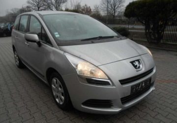 Peugeot 5008 I Minivan 1.6 VTi 120KM 2010 Peugeot 5008 Peugeot 5008 I 1.6 BENZYNA 120 KM 1.6 Benzyna 120KM, zdjęcie 2