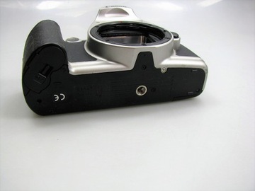 CANON EOS 500N – корпус/камера