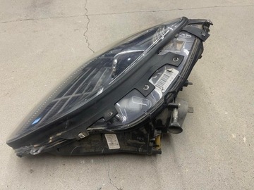 CHEVROLET CORVETTE C6 05-13 SVĚTLO PŘEDNÍ PRAVÁ ŠEDÁ