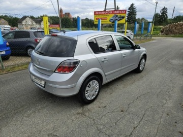 Opel Astra H Hatchback 5d 1.6 Twinport ECOTEC 105KM 2007 Opel Astra Opłacona Zdrowa Zadbana Serwisowana, zdjęcie 3