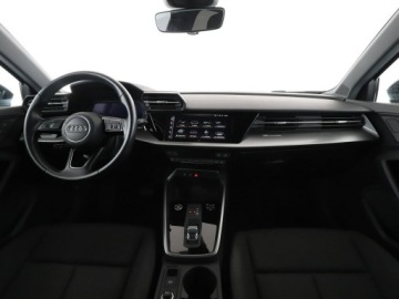 Audi A3 8Y Sportback 1.5 35 TFSI 150KM 2021 Audi A3 Sportback 35 TFSI MHEV Automat Advanced, zdjęcie 14