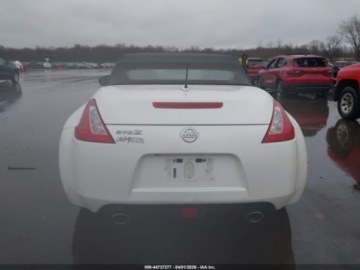 Nissan 370Z 2019 Nissan 370 Z NISSAN 370Z TOURING 3.7 Benzyna 332KM, zdjęcie 3