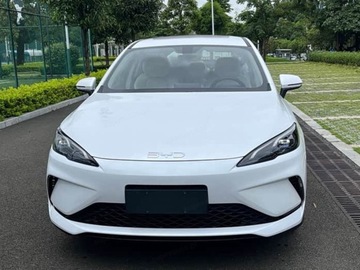 BYD Seal 2025 5 DM-i Comfort Sedan (212 KM) 2025, zdjęcie 2