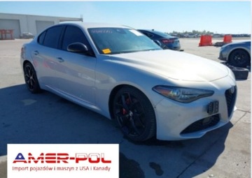 Alfa Romeo Giulia II Sedan Facelifting 2.0 Turbo 280KM 2020 Alfa Romeo Giulia 2020 ALFA ROMEO GIULIA TI RWD 2.0 Benzyna 280KM
