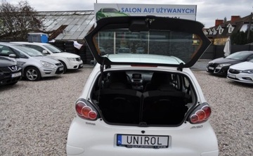 Toyota Aygo I Hatchback 5d Facelifting 1.0 VVT-i 68KM 2013 Toyota Aygo Klimatyzacja Nawigacja TOM TOM Elektryczne Szyby Benzyna 68KM, zdjęcie 20