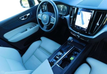 Volvo XC60 II Crossover D4 190KM 2020 Volvo XC 60 z Gwarancja Bezowa Skora Podgrzewana Kamera 2.0 Diesel 190KM, zdjęcie 2
