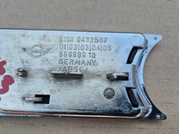 MINI F54 ZNAK LEWY.LISTWA OZDOBNA.0432567.LEWA