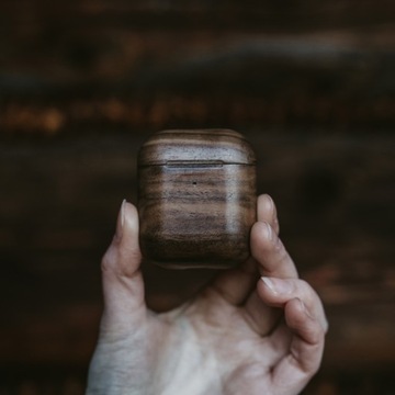 Деревянный чехол для AirPods | Дубовый лес