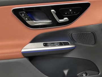 Mercedes GLC C254/X254 Coupe 2.0 220d 197KM 2025 MERCEDES-BENZ GLC 220 d 4-Matic AMG Line Suv 197KM 2025, zdjęcie 8