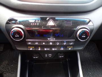 Hyundai Tucson III SUV 1.7 CRDI 115KM 2016 HYUNDAI TUCSON 1.7 CRDI 116 KM NAVI ALU KAMERA LED ZAREJESTROWANY, zdjęcie 12