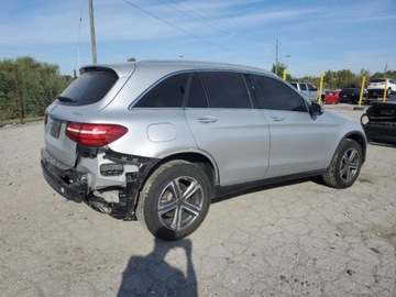 Mercedes GLC C253 2019 Mercedes-Benz GLC 2019 r., 2,0L 300 4 MATIC 2.0 Benzyna 241KM, zdjęcie 5