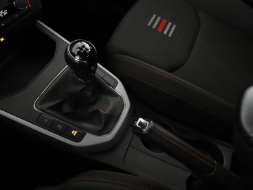 Seat Arona Crossover 1.5 TSI 150KM 2019 Seat Arona FR Klimatyzacja Podgrzewane fotele, zdjęcie 28