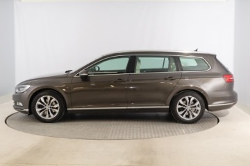 Volkswagen Passat B8 Variant 1.8 TSI BlueMotion Technology 180KM 2016 VW Passat 1.8 TSI, Salon Polska, Serwis ASO, zdjęcie 2