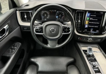 Volvo XC60 II 2020 Volvo XC 60 Momentum Pro, ACC, Kamera cofania, GPS, Salon Polska 2.0 197KM, zdjęcie 4