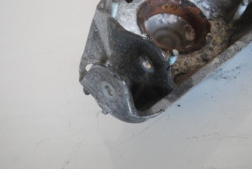 DRŽÁKY TLUMIČE PŘEDNÍ VW TOUAREG 7L