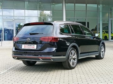 Volkswagen Passat B8 Variant Facelifting 2.0 TDI SCR 200KM 2022 Volkswagen Passat Alltrack, zdjęcie 4