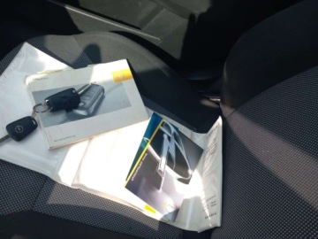 Opel Astra J Hatchback 5d 1.6 Twinport ECOTEC 115KM 2009 Opel Astra OPEL ASTRA H 1600 benzyna super stan 1.6 Benzyna 115KM, zdjęcie 25