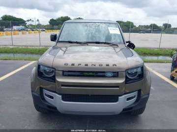 Land Rover Defender IV (L663) 2025 Land Rover Defender 130 P300 S 2025 3.0l 3.0 Benzyna 296KM, zdjęcie 7