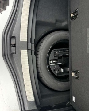 Renault Megane IV Grandtour 1.6 dCi 130KM 2017 Renault Megane stan bardzo dobry 1.6 Diesel 130KM, zdjęcie 5