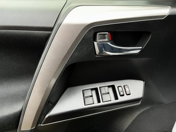 Toyota RAV4 IV MPV Facelifting 2.0 Valvematic 152KM 2016 Toyota RAV-4 Ledy / 4X4 / 1 Rej. 2017 / 53 Tyś km, zdjęcie 23