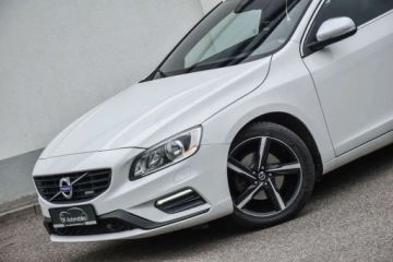 Volvo S60 II Sedan Facelifting 2.0 D4 DRIVE-E 181KM 2014 Volvo S60 VOLVO S60 2.0 D4 190 R-DESIGN ALU18 LED Navi Kamera Gwarancja 12, zdjęcie 13