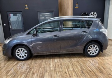 Toyota Verso Minivan 1.8 Valvematic 147KM 2013 Toyota Verso 1.8 147KM FABRYCZNY LAKIER 7 OS manual navi kamera, zdjęcie 2