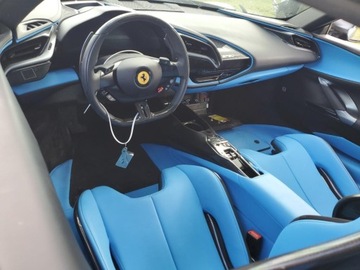 Ferrari 2023 Ferrari SF90 Stradale 4.0l 2023 4.0 Hybryda 986KM, zdjęcie 8