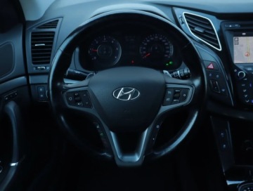 Hyundai i40 Kombi Facelifting 1.7 CRDi 141KM 2016 Hyundai i40 1.7 CRDi, Automat, Skóra, Navi, Xenon, zdjęcie 19