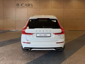 Volvo XC60 II Crossover T5 250KM 2019 Volvo XC 60 T5 R-DESIGNE salon Polska FV 23 R CARS Warszawa 2.0 Benzyna, zdjęcie 3
