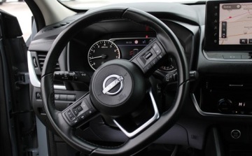 Nissan Qashqai III Crossover 1.3 DIG-T MHEV 158KM 2023 Nissan Qashqai Automat Bezwypadkowy JAK NOWY 1.3 Benzyna 158KM, zdjęcie 19