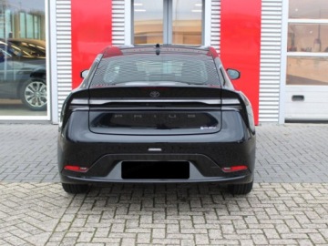 Toyota Prius V (XW60) 2.0  Hybrid Dynamic Force Plug-in 223KM 2025 Od ręki - Prestige 2.0 Hybrid Plug-in 223KM | Podgrzewane fotele!, zdjęcie 3