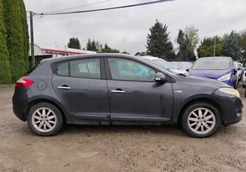 Renault Megane III Hatchback 1.5 dCi 105KM 2009 Renault Megane 2009r, 1.5 DCI. Delikatnie uszkodzony przod. Jezdzi. 1.5, zdjęcie 18