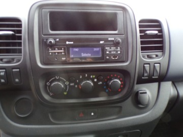 Opel Vivaro B Kombi Extra Long H1 2,9t 1.6 BiTurbo 125KM 2015 OPEL VIVARO 1.6 CDTI Z NIEMIEC 9-OSOBOWY, zdjęcie 15