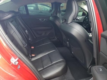 Volvo 2021 Volvo S60 2021r, T5, Momentum, 2.0L 2.0 Benzyna 250KM, zdjęcie 9