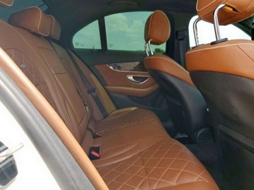 Mercedes Klasa C W205 2017 Mercedes-Benz Klasa C 43 4Matic AMG 2017 3.0l 3.0 Benzyna 362KM, zdjęcie 10