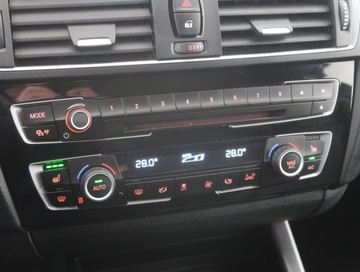 BMW Seria 1 F20-F21 2017 BMW 1 118i, Automat, Navi, Klima, Klimatronic, zdjęcie 11