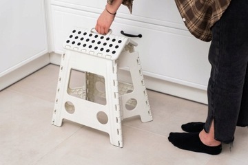 TABORET STOŁEK SKŁADANY ANTYPOŚLIZGOWY KRZESŁO PODEST 150KG 40CM