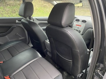 Ford Focus II Hatchback 5d 1.6 Duratec Ti-VCT 115KM 2009 Ford Focus Opłacony Benzyna Klima, zdjęcie 6